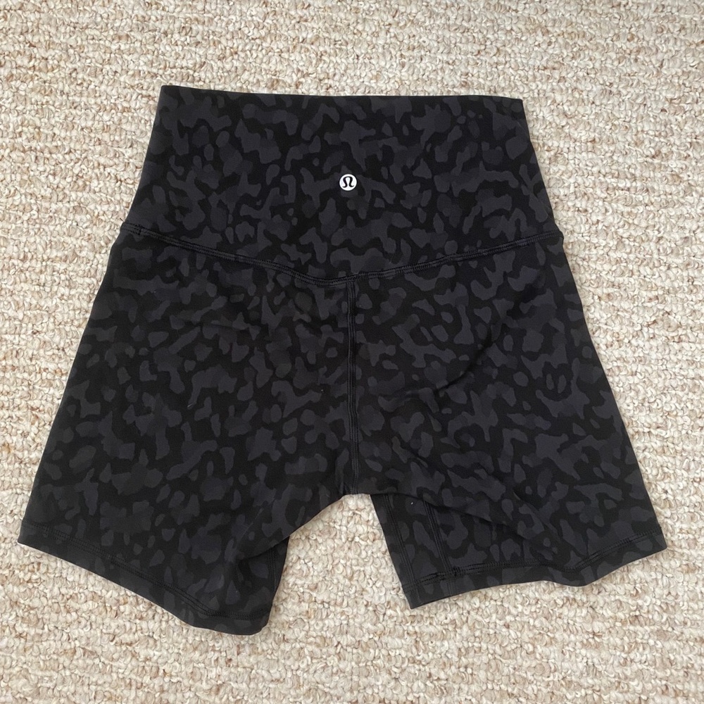 Lululemon Align Shorts 6”